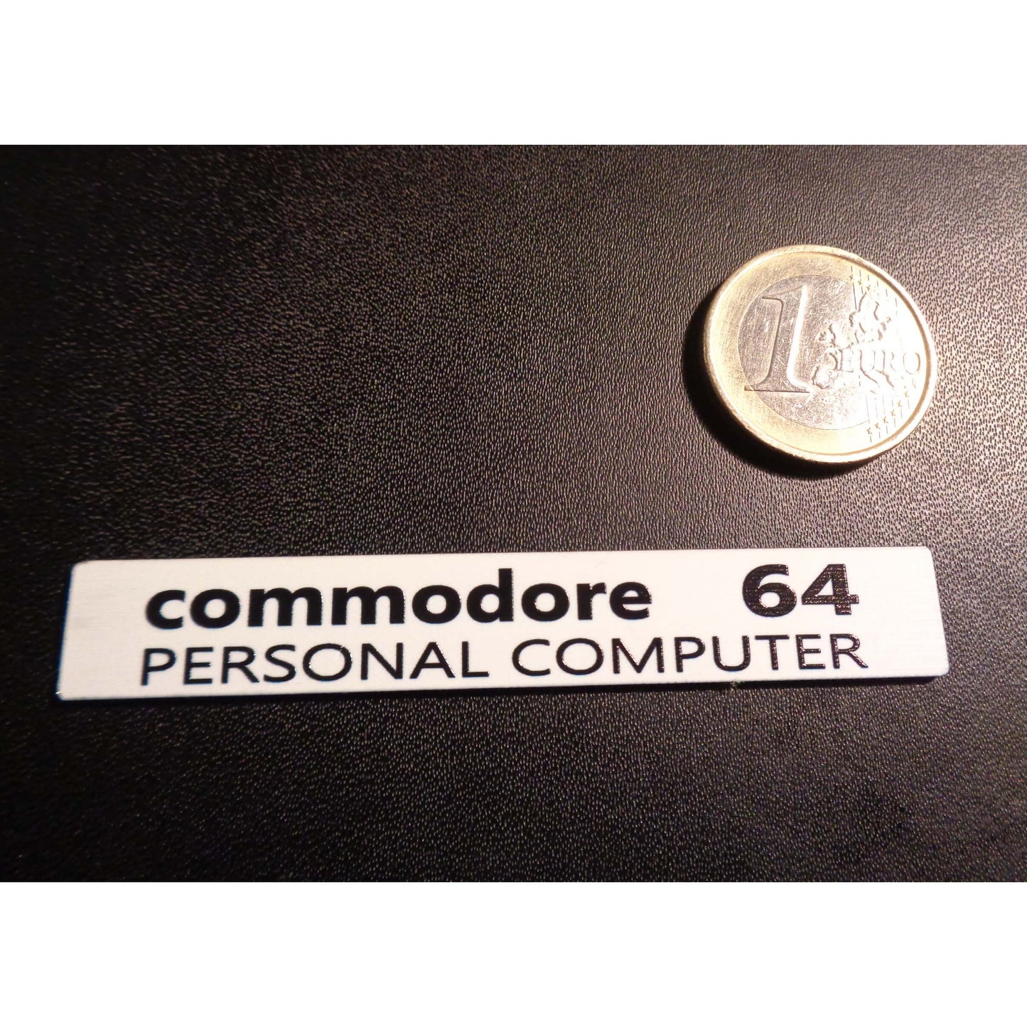 Sticker Commodore C64 Black White Logo Badge [242e]