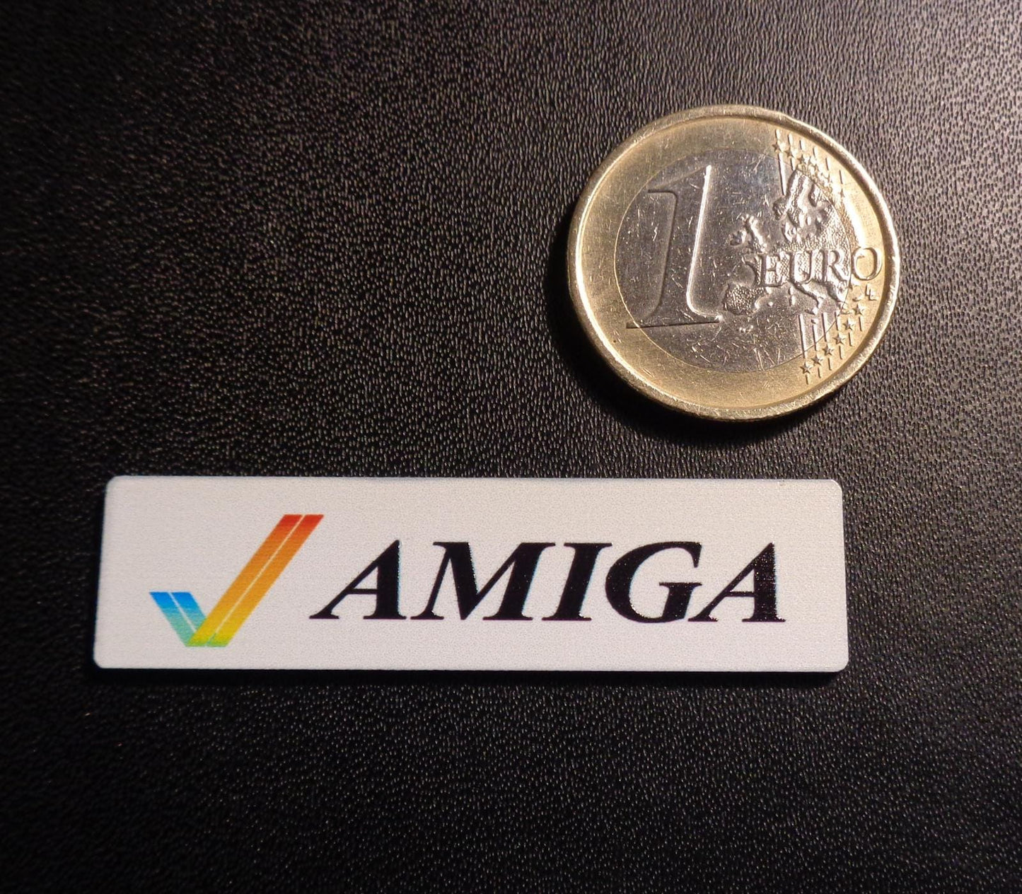 Sticker Commodore Amiga 600 1200 Color Logo Badge 49 x 13 mm [459b]