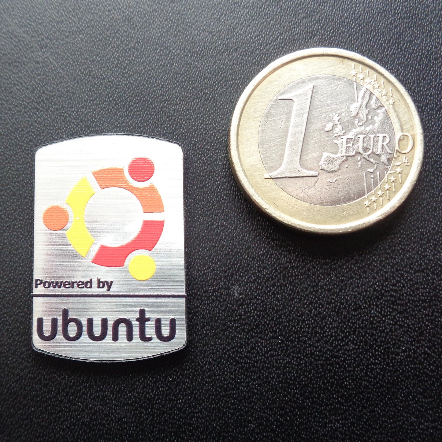Sticker Ubuntu Label Badge Logo 1,9cm x 2,8cm [308b]