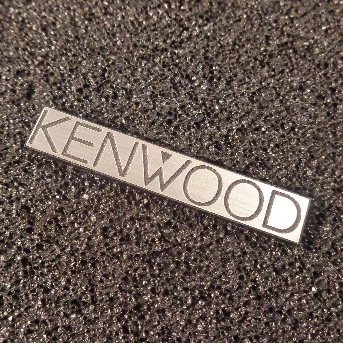Sticker Kenwood Logo Emblem Badge Silver color brushed 3M adhesive 35 x 6,5 mm [451]