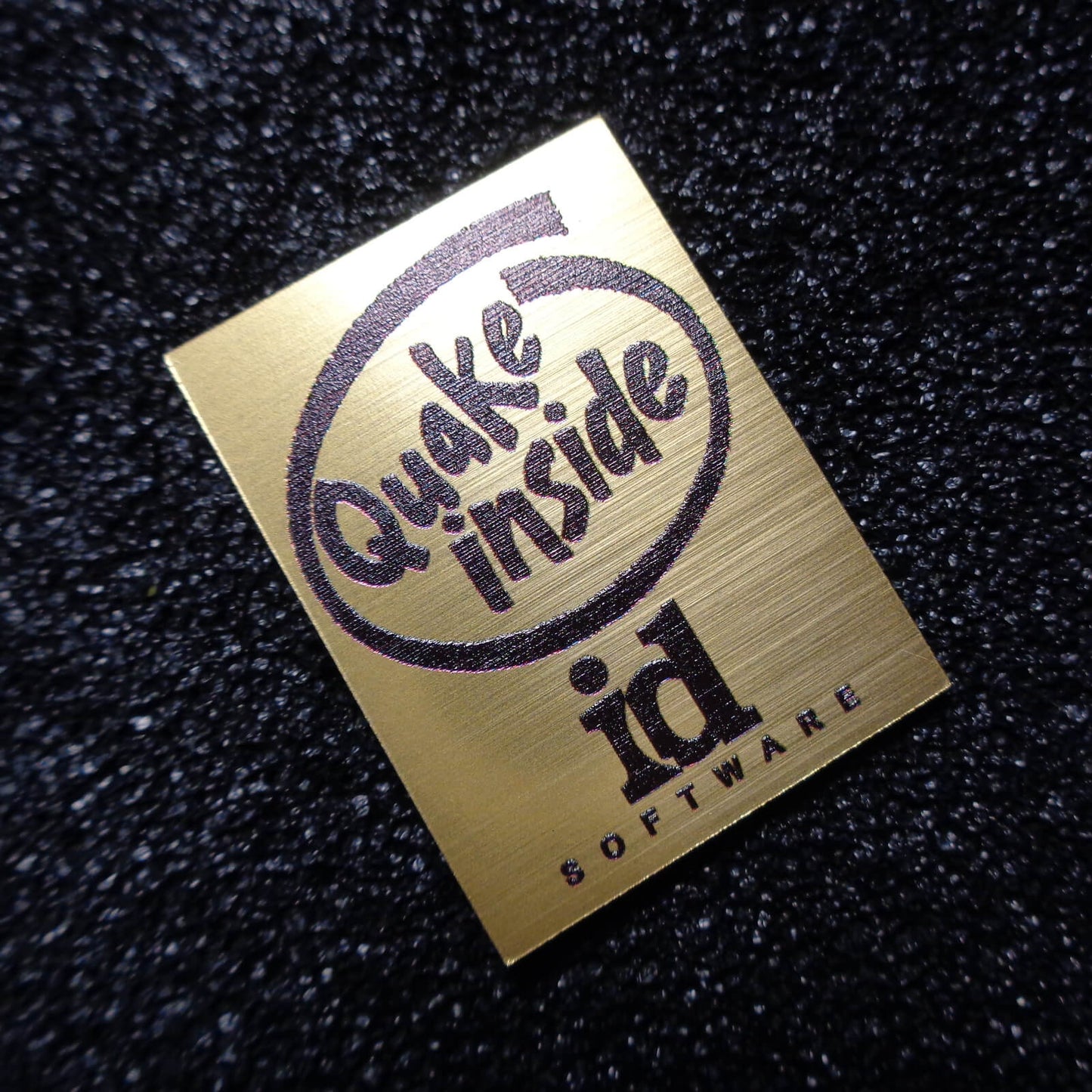 Sticker Quake Retro PC Case Logo Label Decal Sticker Badge [493c]
