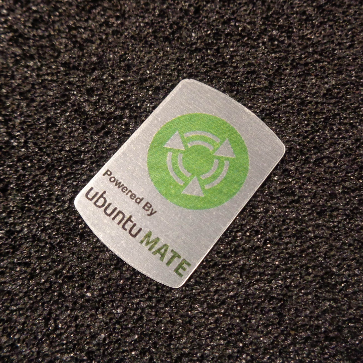 Sticker Ubuntu Mate Logo Badge 1.9cm x 2.8cm [529]