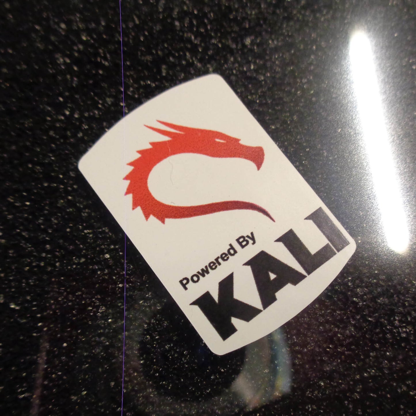 Sticker Kali Backtrack Logo Badge 1.9cm x 2.8cm [808]