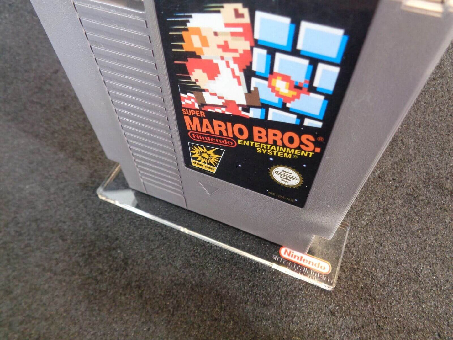 NES Cartridge Display
