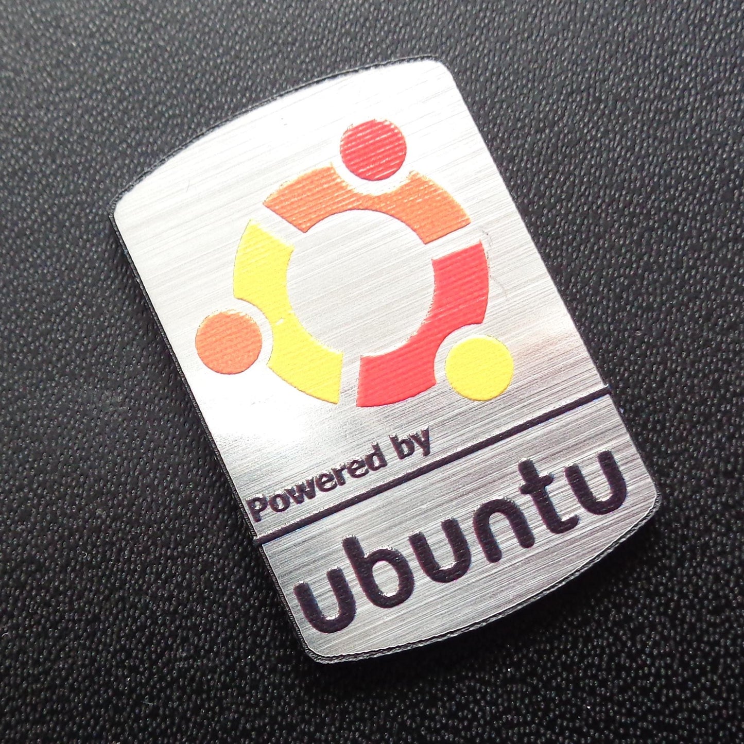 Sticker Ubuntu Label Badge Logo 1,9cm x 2,8cm [308b]